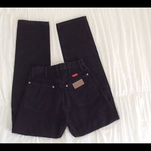 Wrangler Women's Slim Fit